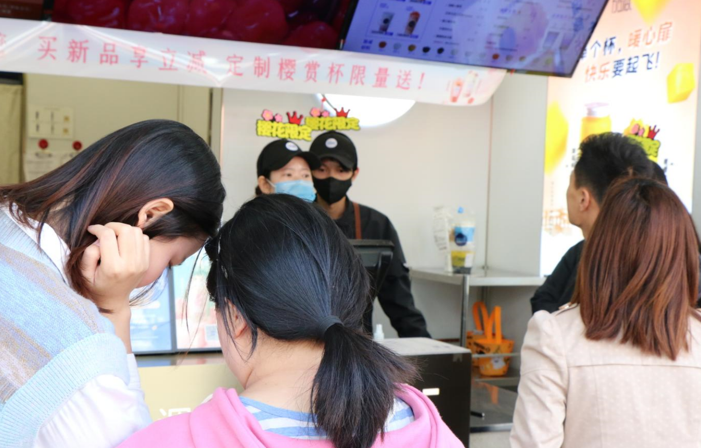 Stake奶茶：一家奶茶店的发展需要重点关注哪两个问题